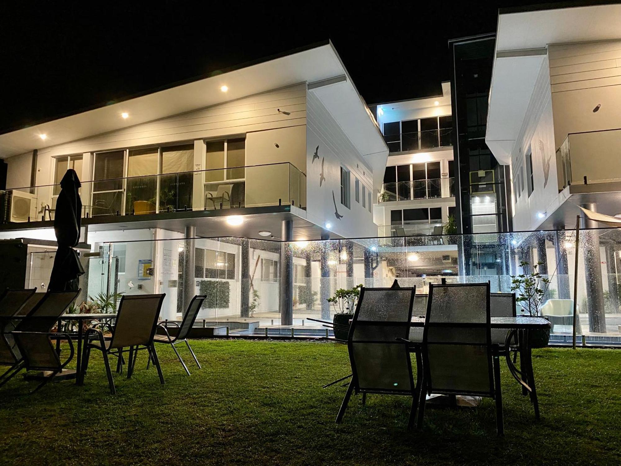 Lakes Resort Тукли Екстериор снимка